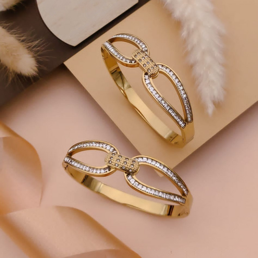 Double open loop bangle with crystals Bangle