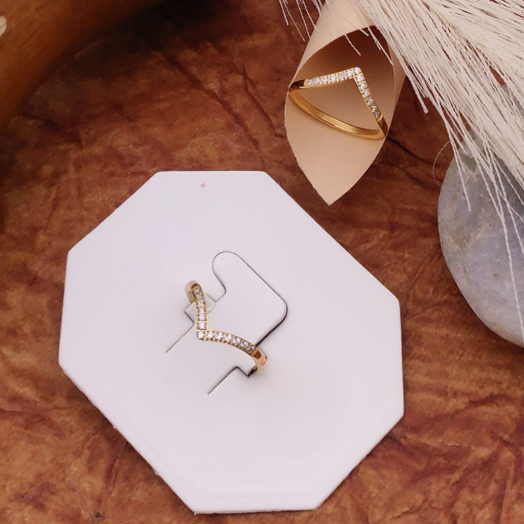 Eternal V Ring