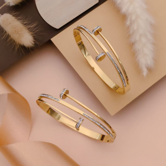 Lyra Bloom Bangle