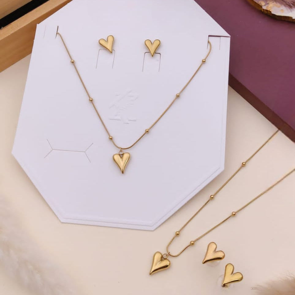 Solid Heart shaped Necklace set